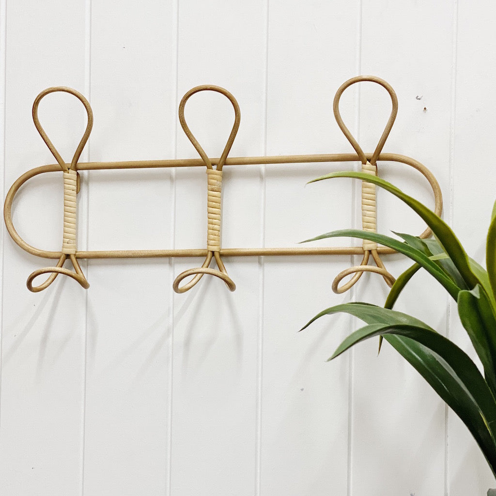 Bring a beach vibe home and transform your entryway into a tidy and stylish space with our High St Luna 3 Hook Wall Hanging. Natural look. Made from Metal. 48x7x23cm. Shop online or instore. AfterPay available. Australia wide Shipping. | Bliss Gifts & Homewares | Unit 8, 259 Princes Hwy Ulladulla | South Coast NSW | 0427795959, 44541523