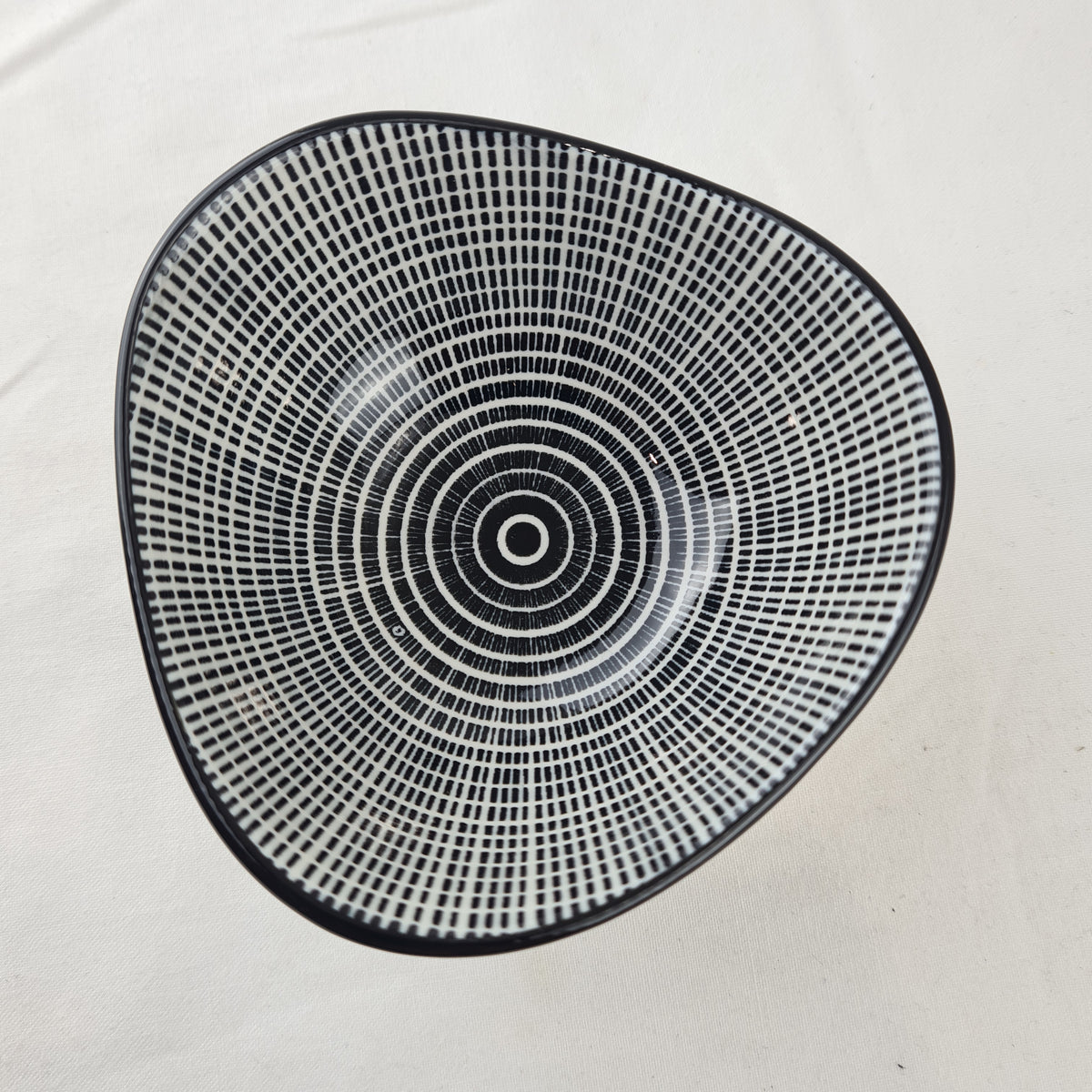Moroccan style bowl - Triangle shaped mini bowl for sauces, nuts, snacks.