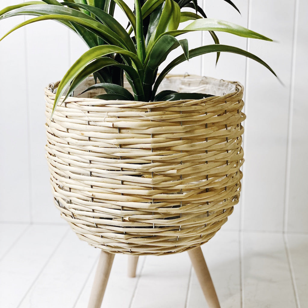 NATURAL Wicker Pot Holder - Small