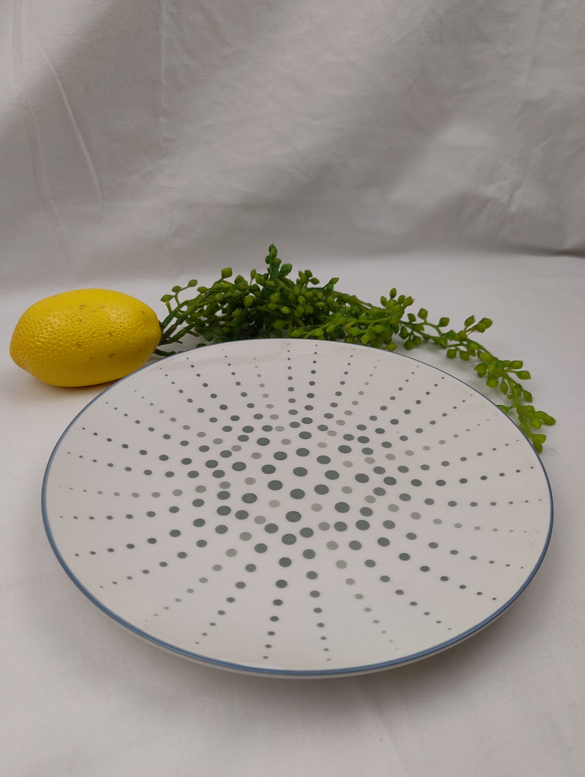 Moroccan Grey Dots Dinner Plates 
