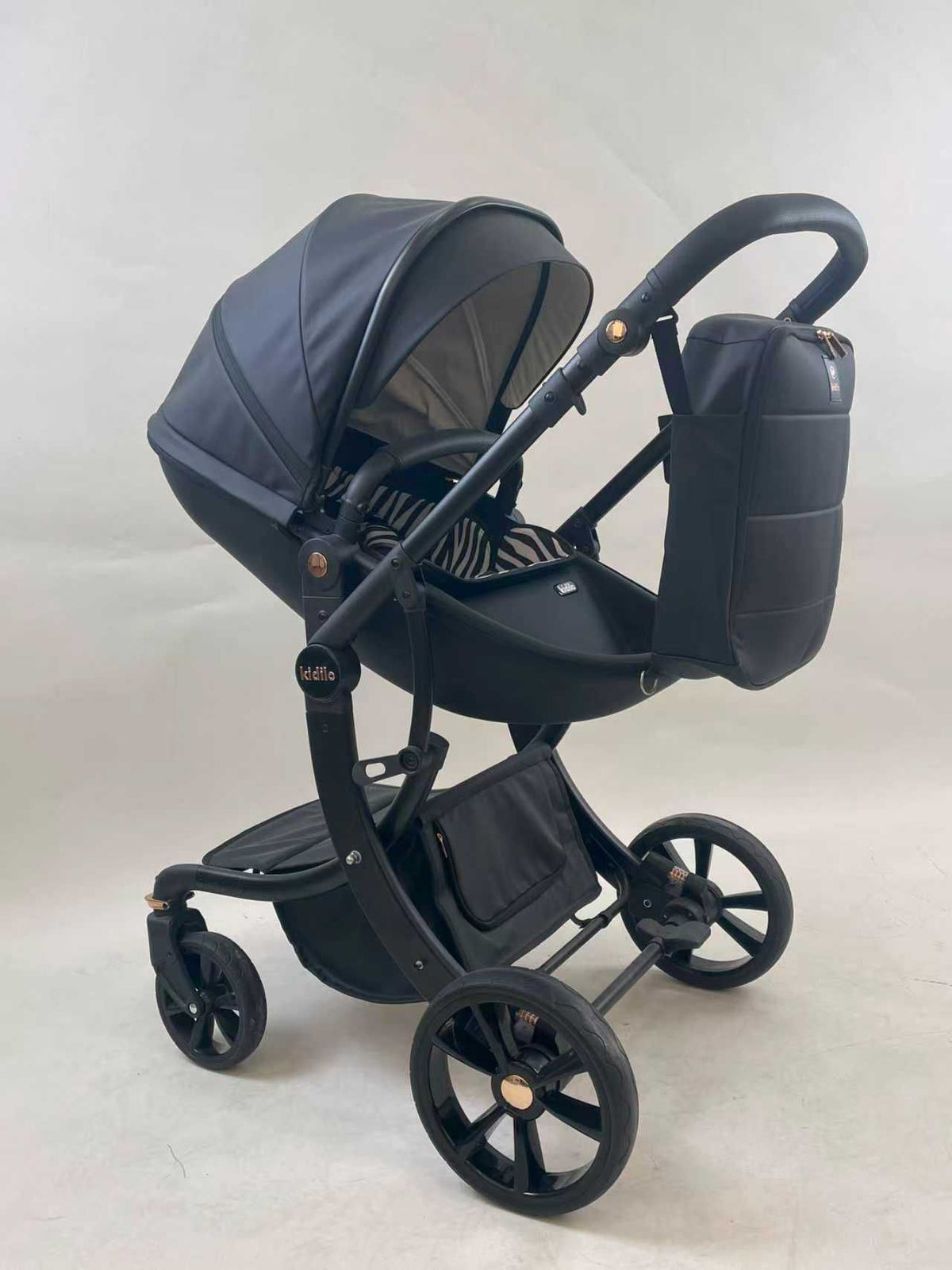 Hot Mom Australia 3-in-1 Luxury Egg Stroller Pram & Bassinet – Premium Edition