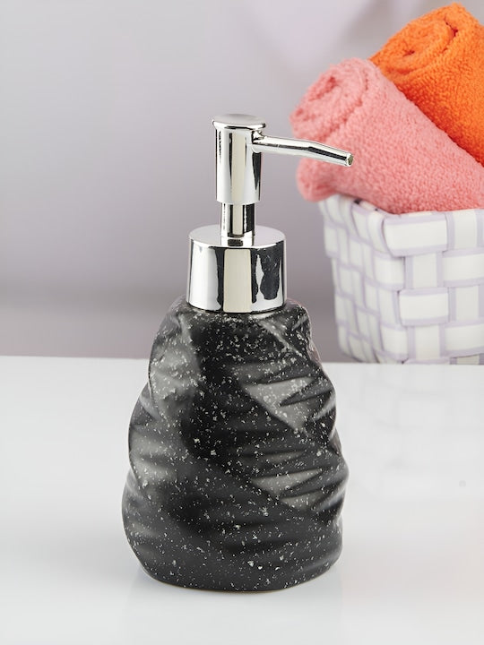 White &amp; Black Printed Ceramic Soap Dispensers