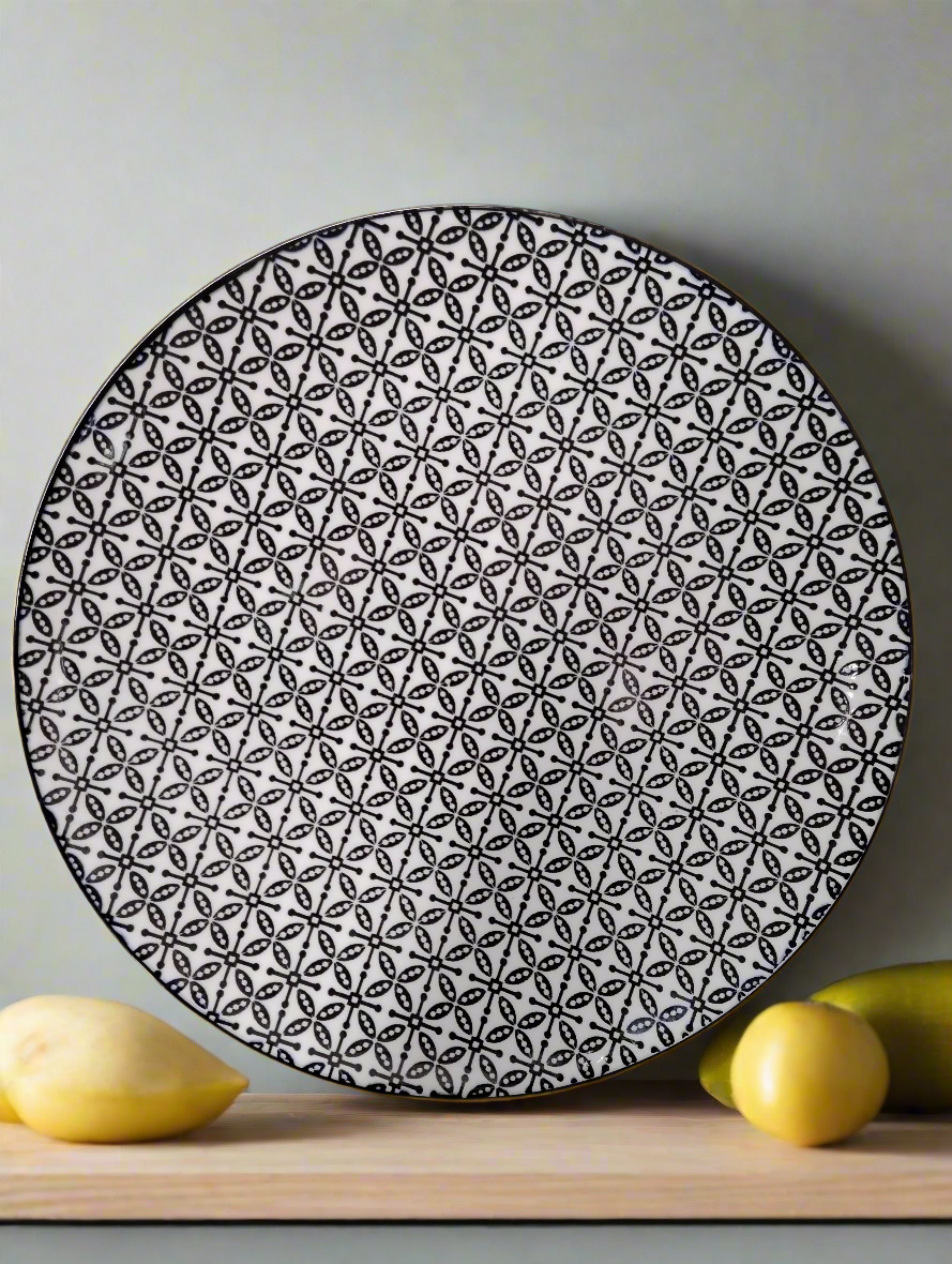 Moroccan Black White Flower Dinner Plates