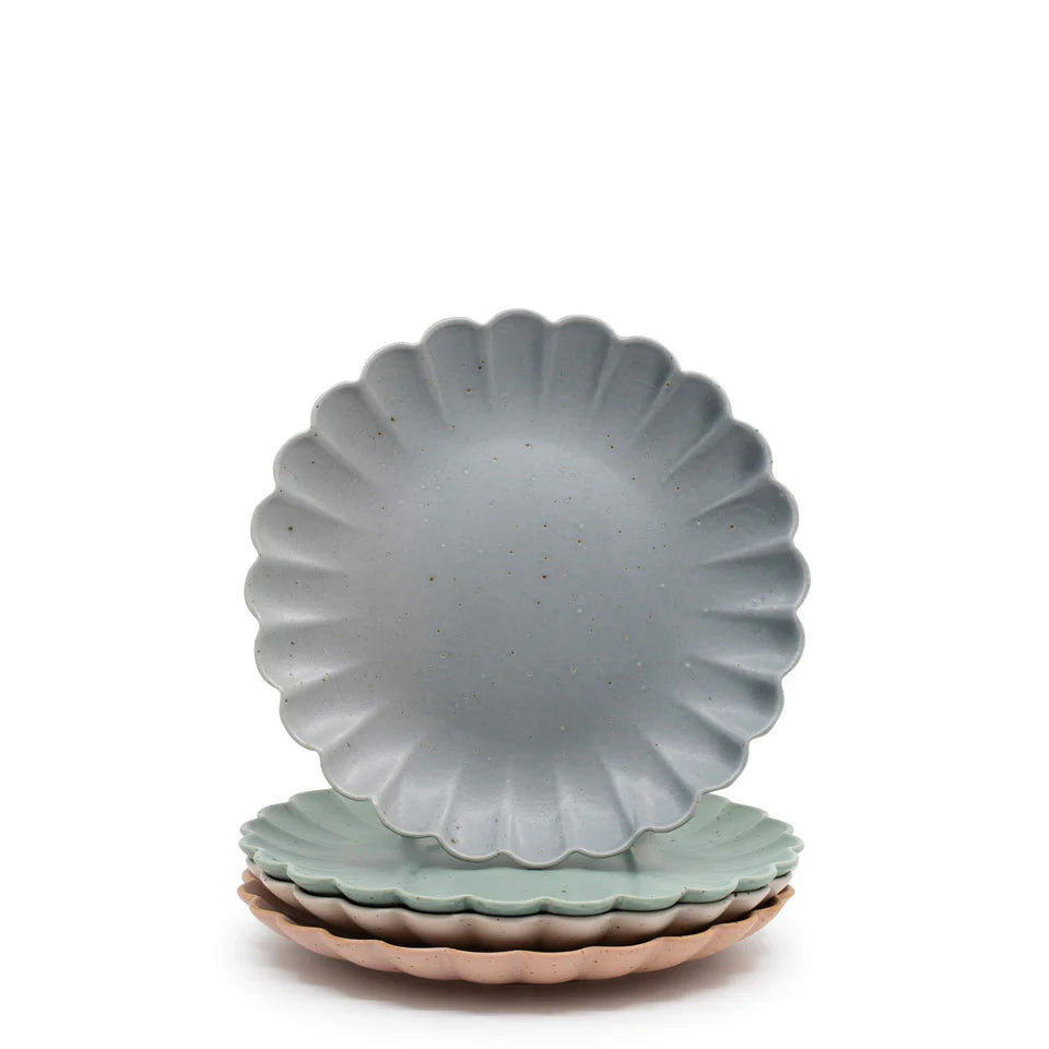 Set of 4 Salt & Pepper 18cm Ikana Tea Plates