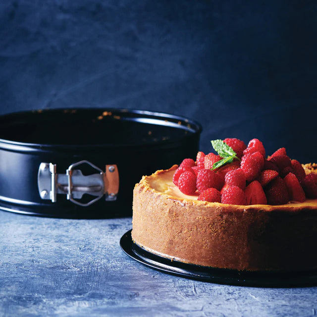 salt&pepper Sunday Bake Spring Form 25cm