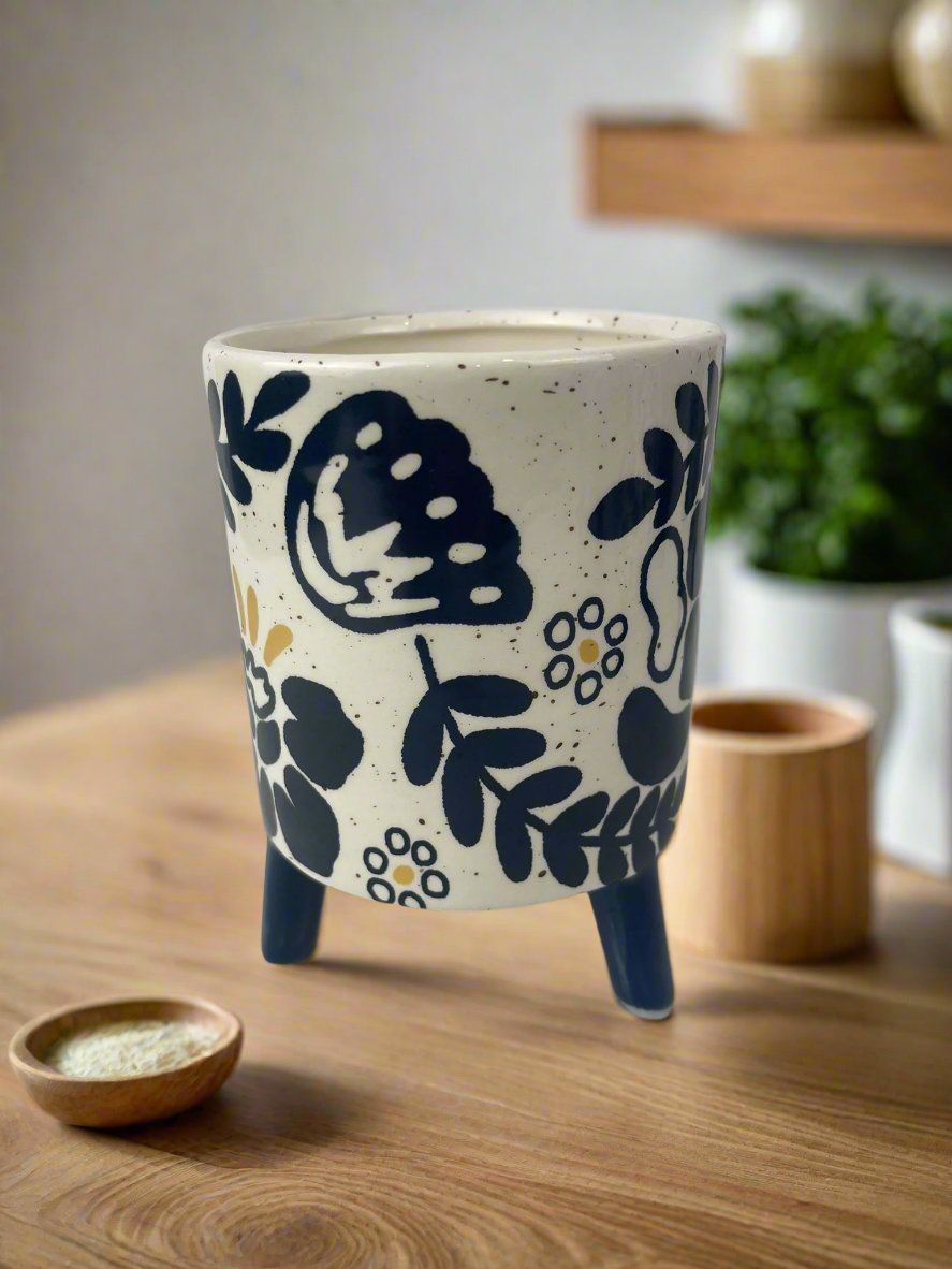 Small Feet Planter | Decorative Design