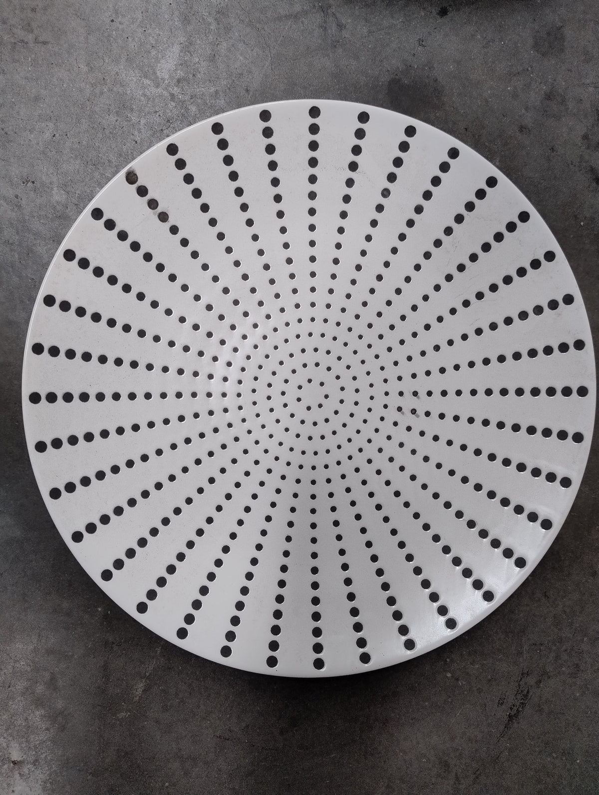 Moroccan white black dots Dinner Plates