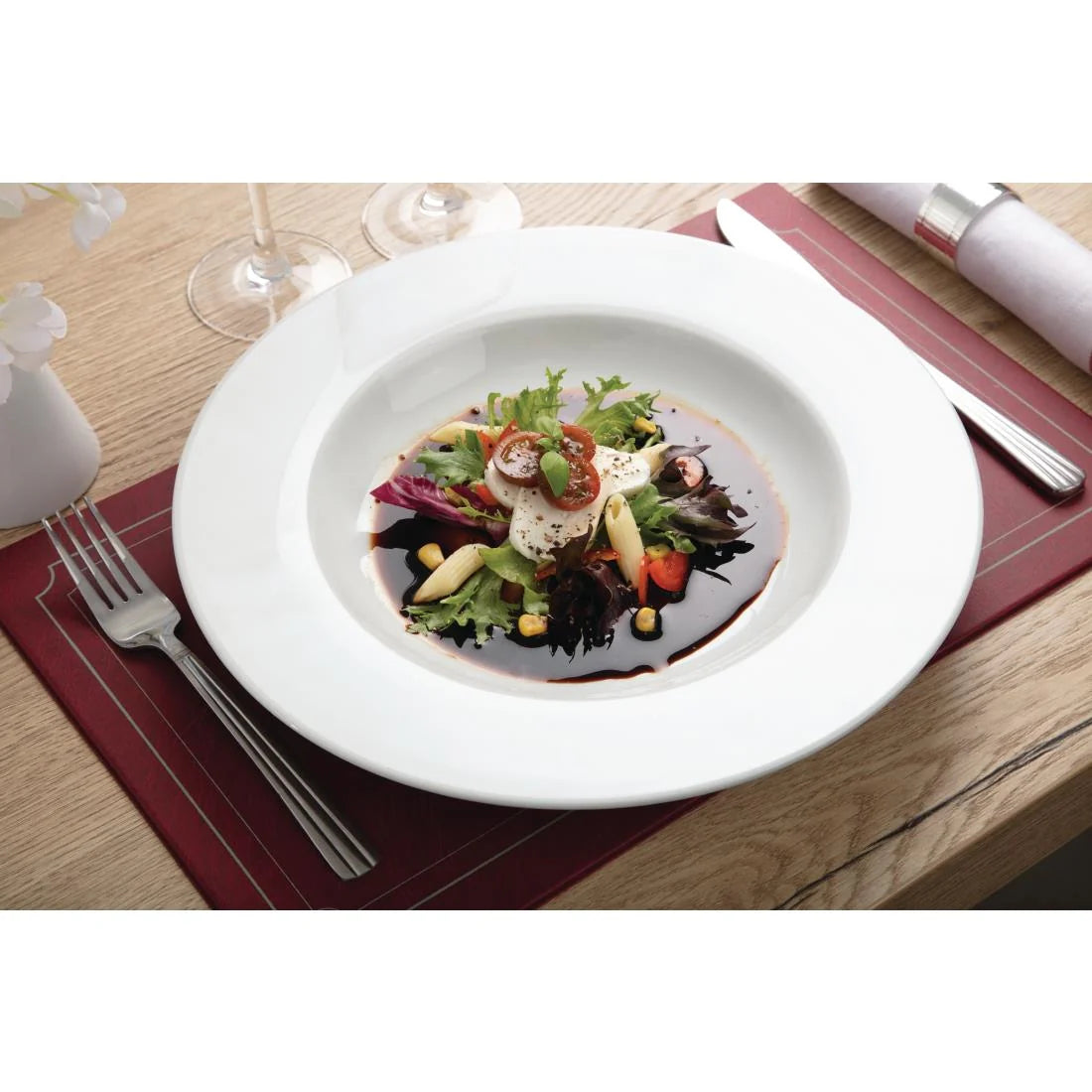 Olympia Lumina Wide Rimmed Round Plate