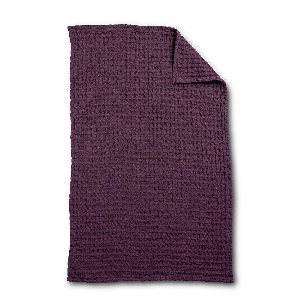 Bring style and colour to your cooking with the Arlo Waffle Tea Towel. Featuring waffle textured detailing this 45x70cm merlot coloured cotton tea towel is perfect for drying dishes and wiping up spills.| Bliss Gifts &amp; Homewares | Unit 8, 259 Princes Hwy Ulladulla | South Coast NSW | Online Retail Gift &amp; Homeware Shopping | 0427795959, 44541523