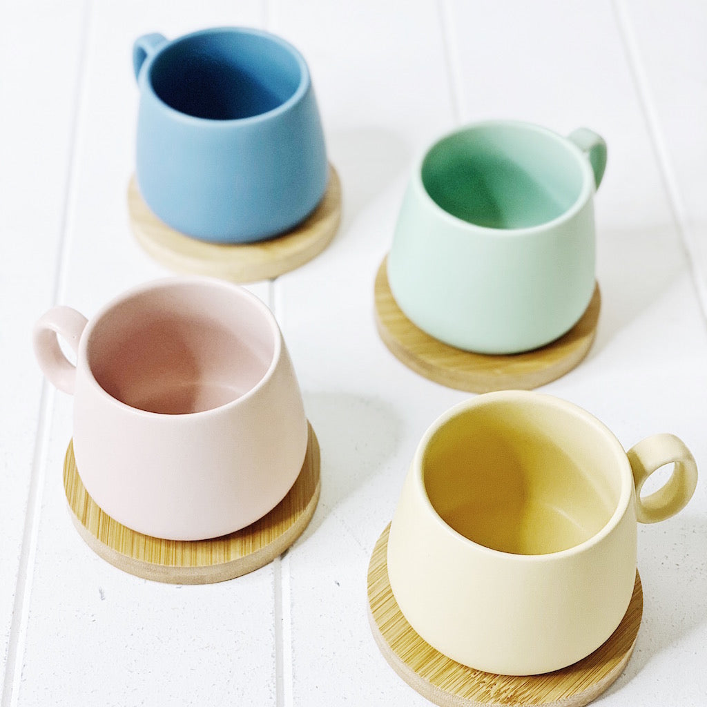 Buy Set Of 4 Coffe/Tea Cup With Bamboo Coasters