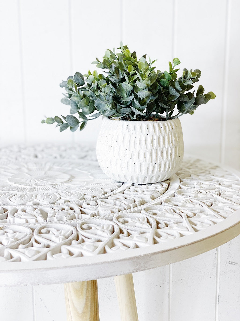 Add some Bohemian style to your home with our Flora Side Tables which come in a lace pattern with either a white or rose gold finish. Perfect as a bedside table, coffee table or as corner decor table. 60cm x 60cm x 57cm.| Bliss Gifts & Homewares | Unit 8, 259 Princes Hwy Ulladulla | South Coast NSW | Online Retail Gift & Homeware Shopping | 0427795959, 44541523