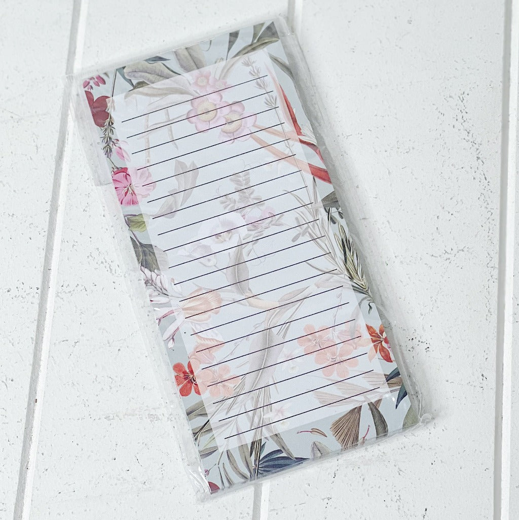 These gorgeous Floral Luxe Magnetic Note Pads are a perfect gift for your loved ones or for yourself. The magnetic backing allows you to magnet on surfaces such as our fridge for easy visibility for reminders and shopping lists.| Bliss Gifts &amp; Homewares | Unit 8, 259 Princes Hwy Ulladulla | South Coast NSW | Online Retail Gift &amp; Homeware Shopping | 0427795959, 44541523