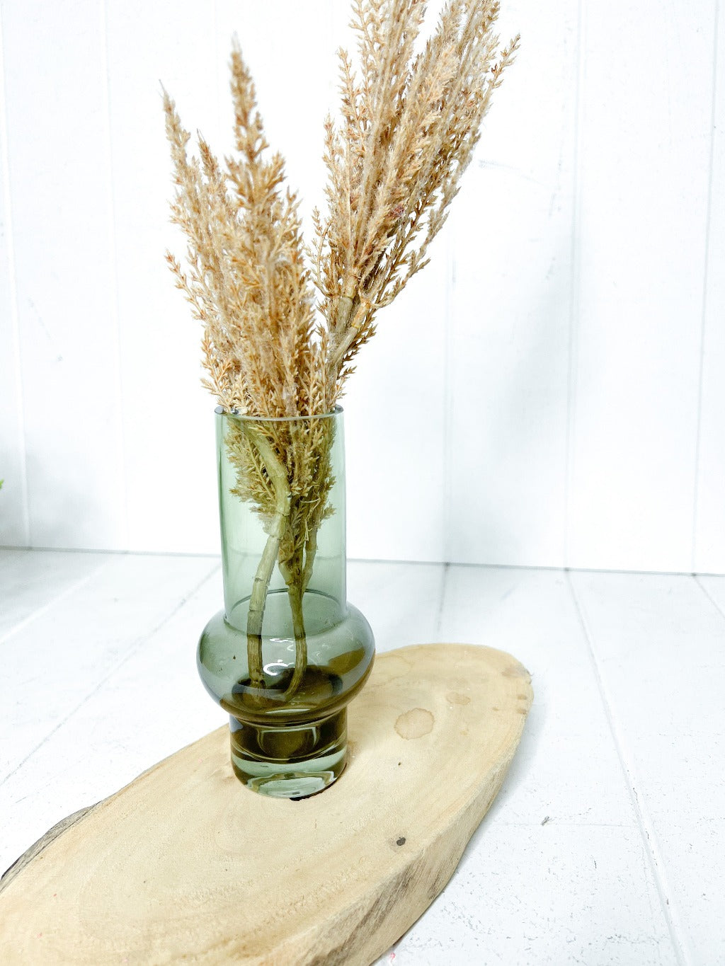 Crafted from elegant sage & chestnut coloured glass with a stylish bulb form, the Gerta Glass Vase is defiantly a must have to display your dried or fresh bunch of flowers. Showcasing a classic design with a twist. 7x15cm.| Bliss Gifts & Homewares | Unit 8, 259 Princes Hwy Ulladulla | South Coast NSW | Online Retail Gift & Homeware Shopping | 0427795959, 44541523