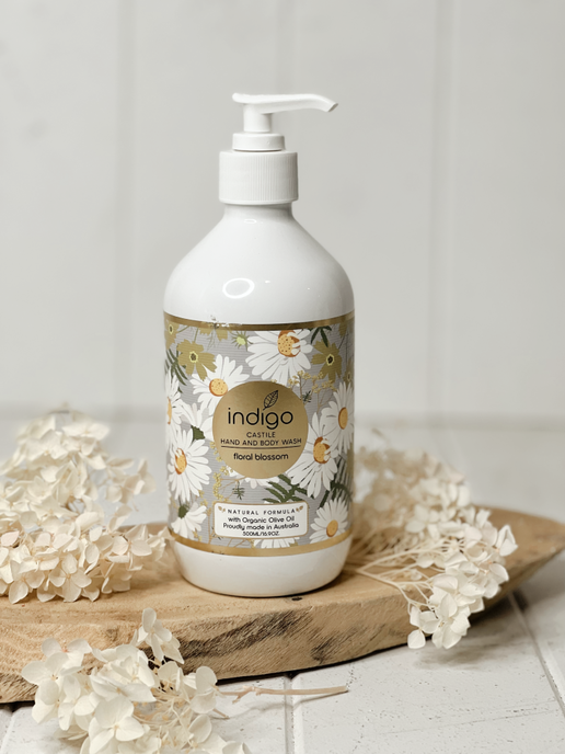 Our beautifully presented Organic Olive Oil Hand & Body Wash in Floral Blossom 500ml is made in Australia with certified organic olive oil. Olive oil is rich in antioxidants & vitamins A, E, K & F.| Bliss Gifts & Homewares | Unit 8, 259 Princes Hwy Ulladulla | South Coast NSW | Online Retail Gift & Homeware Shopping | 0427795959, 44541523