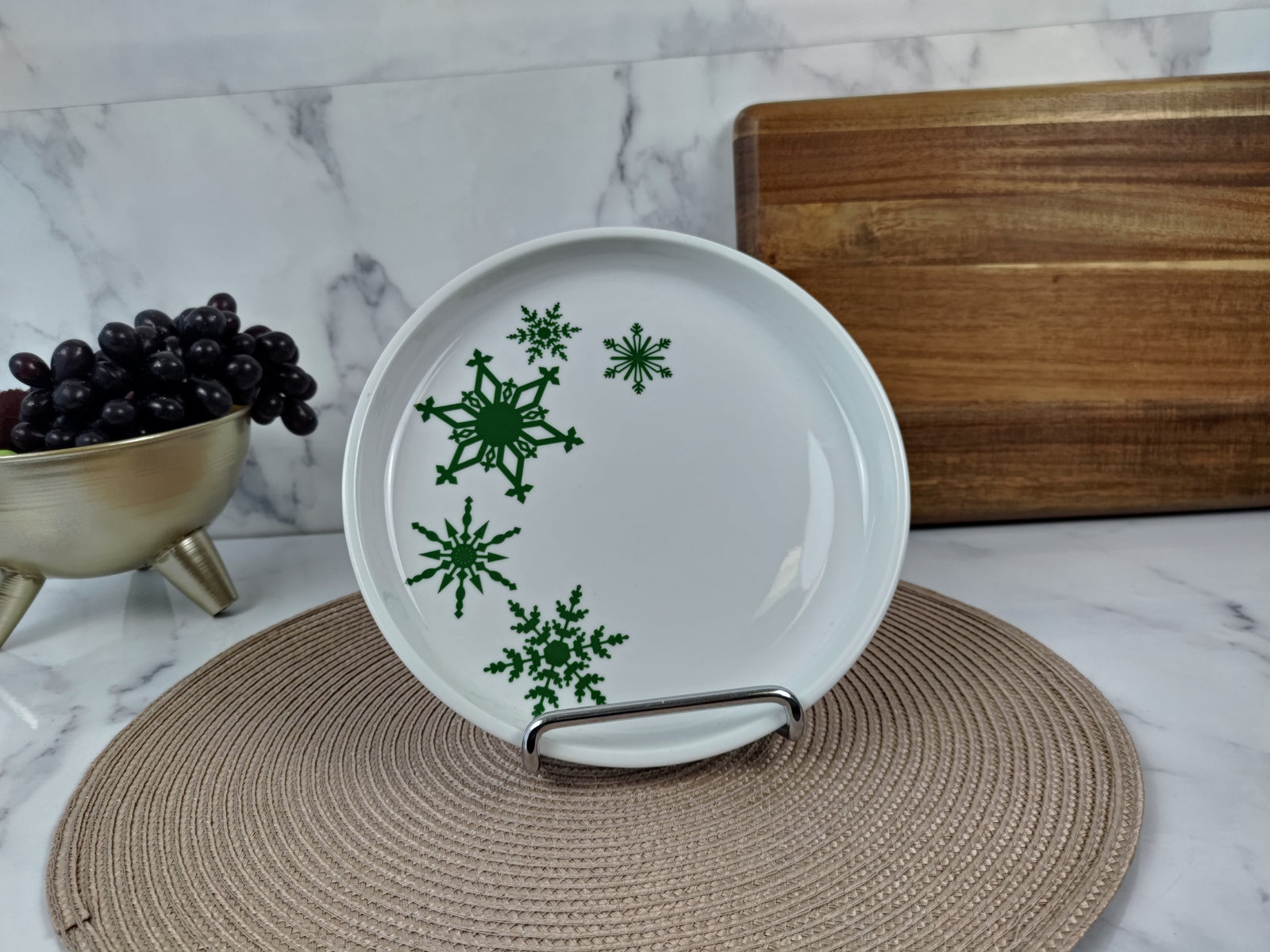 Christmas Lipped Round Platter - 22cm - BLISS Gifts & Homewares