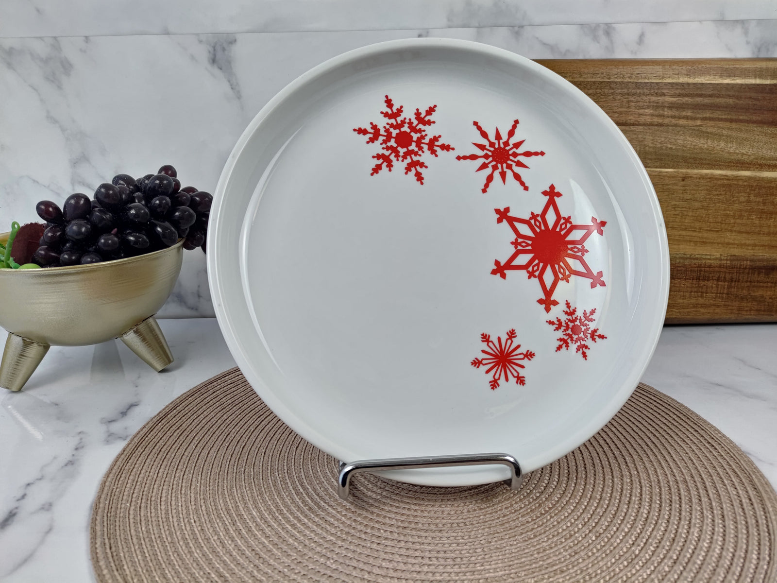 Christmas Lipped Round Platter - 28 cm - BLISS Gifts & Homewares