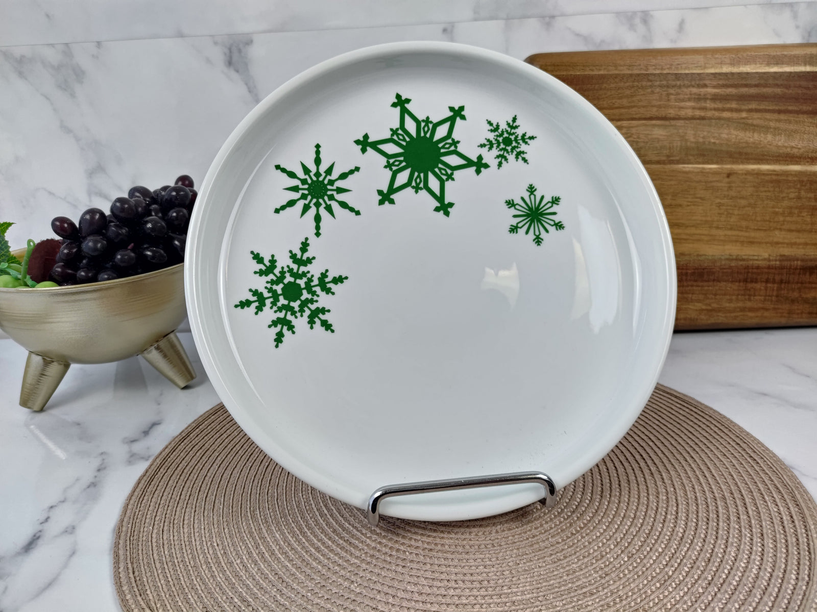 Christmas Lipped Round Platter - 28 cm - BLISS Gifts & Homewares