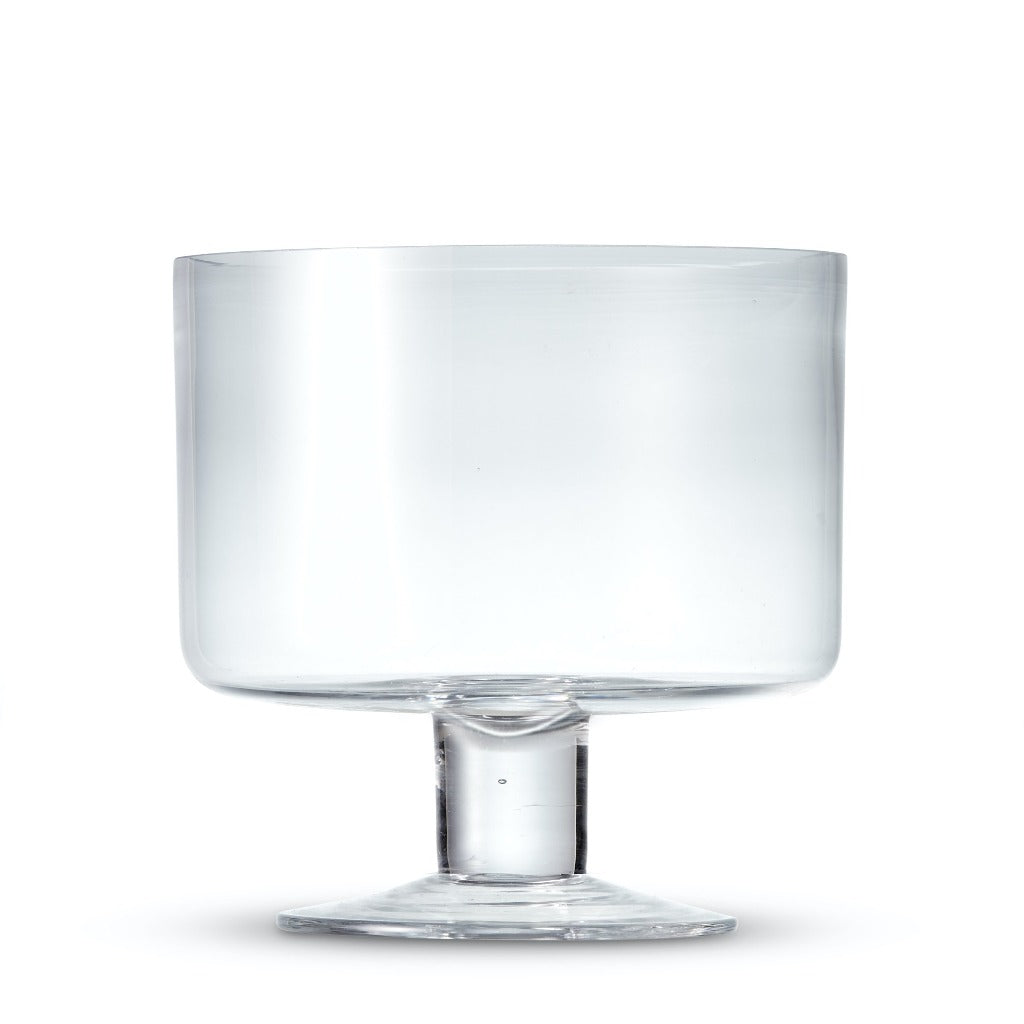 Entertain in style and show off your skills in the kitchen with the SALUT Trifle Bowl. Hand blown glass, Gift boxed, Hand wash recommended, 20 x 19cm. Shop Online. AfterPay Available. Australia Wide Shipping | Bliss Gifts &amp; Homewares - Unit 8, 259 Princes Hwy Ulladulla - 0427795959, 44541523
