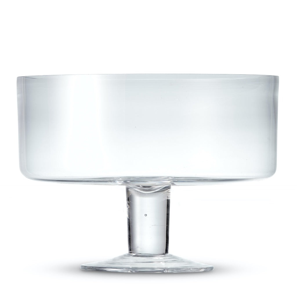 Entertain in style and show off your skills in the kitchen with the SALUT Trifle Bowl. Hand blown glass, Gift boxed, Hand wash recommended, 26 x 21.5cm.| Bliss Gifts & Homewares | Unit 8, 259 Princes Hwy Ulladulla | South Coast NSW | Online Retail Gift & Homeware Shopping | 0427795959, 44541523