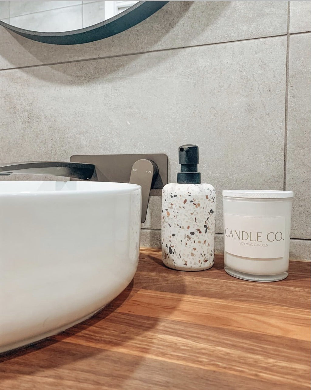 Venice White 185ml Soap Dispenser - Salt&amp;Pepper - Made from durable resin in a delightfully sleek shape - features a matte finish with an on-trend terrazzo inlay |Bliss Gifts &amp; Homewares - Unit 8, 259 Princes Hwy Ulladulla - Shop Online &amp; In store - 0427795959, 44541523 - Australia wide shipping