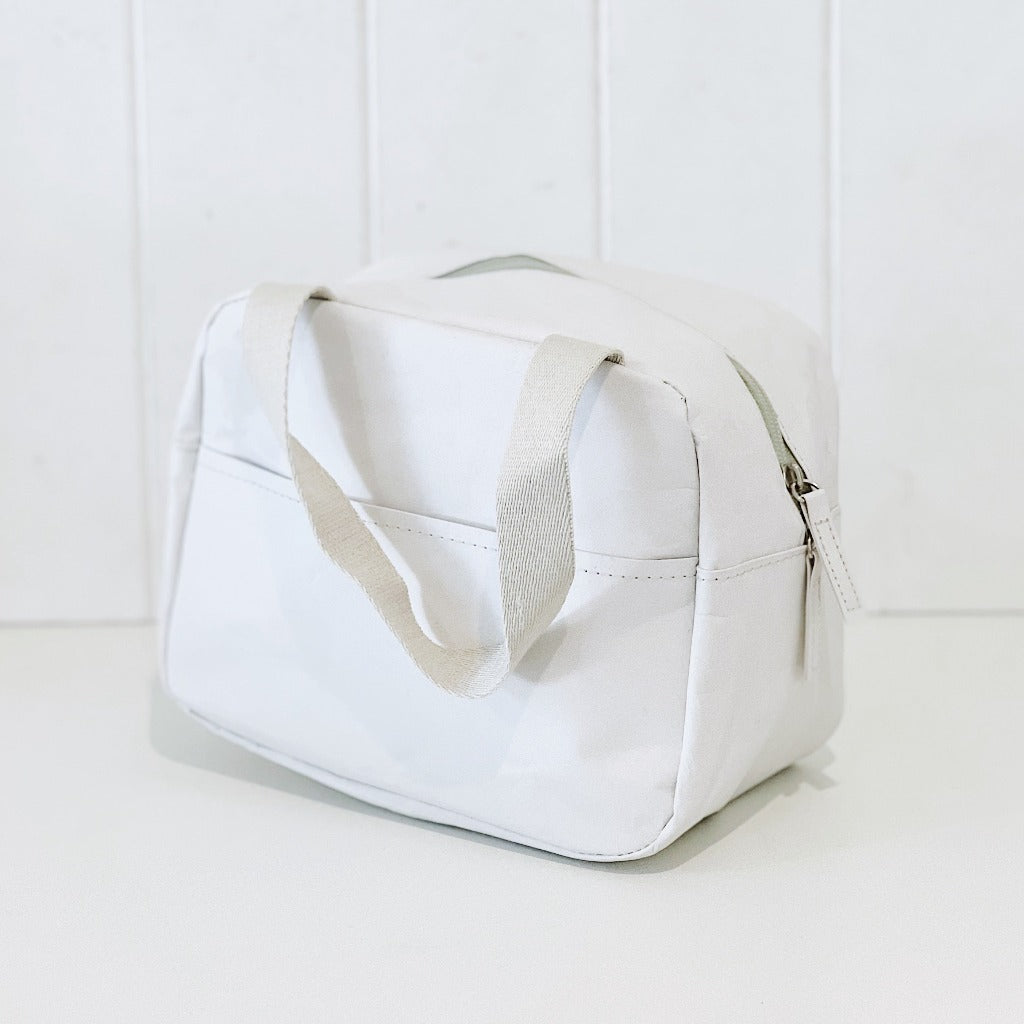 Our insulated Washed Paper Cooler Bag in Grey is a must have for those who don&#39;t have the luxury of storing food in a warm or cool area at work or school. Perfect for on the go lunches or snacks. 22x14x18cm.| Bliss Gifts &amp; Homewares | Unit 8, 259 Princes Hwy Ulladulla | South Coast NSW | Online Retail Gift &amp; Homeware Shopping | 0427795959, 44541523