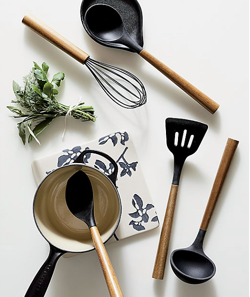 Bialetti St Clare Acacia Handle Silicone Spaghetti Spoon - Kitchen Utensils - black silicone head - heat resistant up to 500degrees - solid acacia handle |Bliss Gifts &amp; Homewares - Unit 8, 259 Princes Hwy Ulladulla - Shop Online &amp; In store - 0427795959, 44541523 - Australia wide shipping 