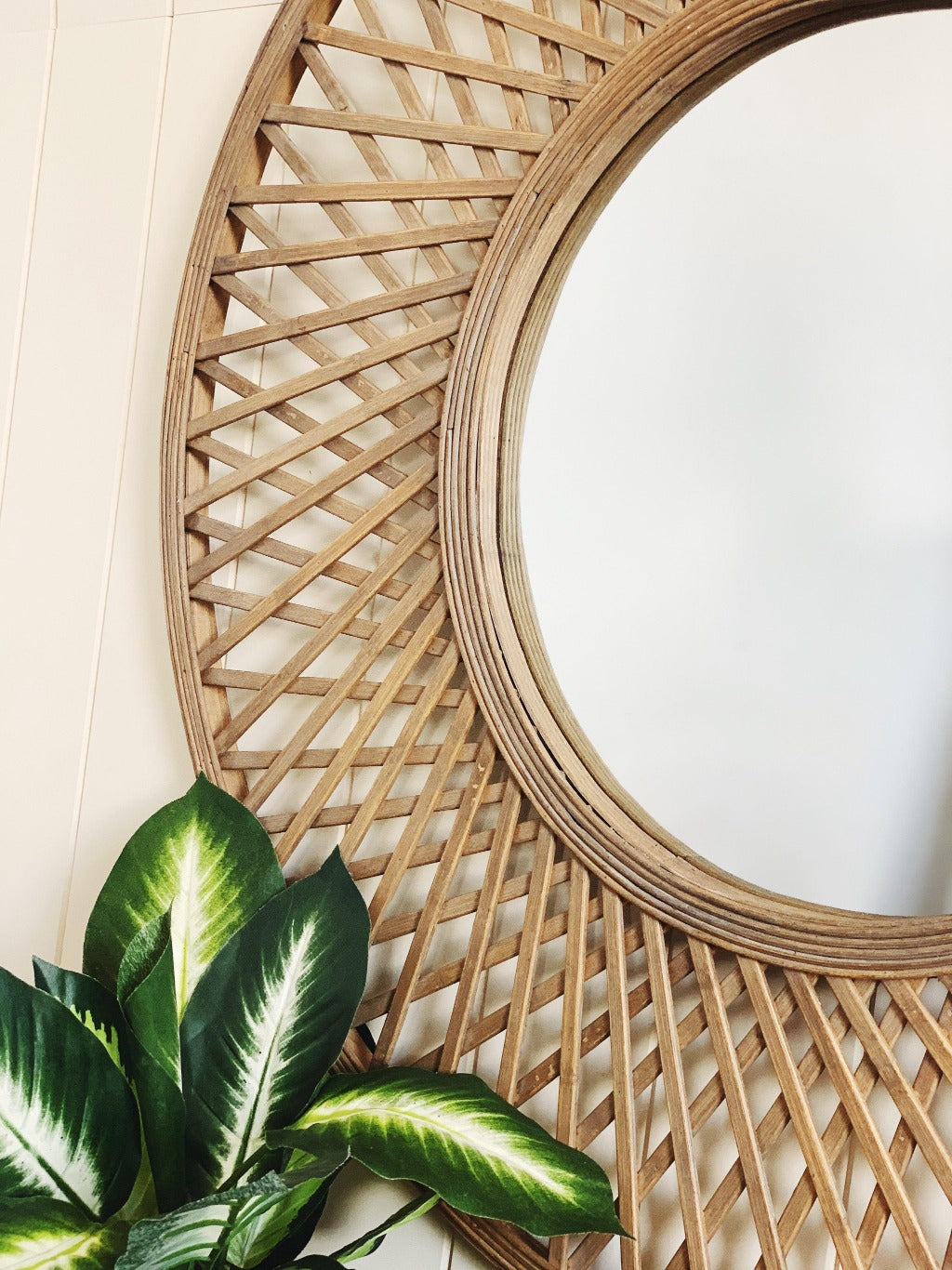 Mirrors - Rattan - Natural Oasis Round Rattan Mirror - 79cm |Bliss Gifts &amp; Homewares - Unit 8, 259 Princes Hwy Ulladulla - Shop Online &amp; In store - 0427795959, 44541523 - Australia wide shipping 