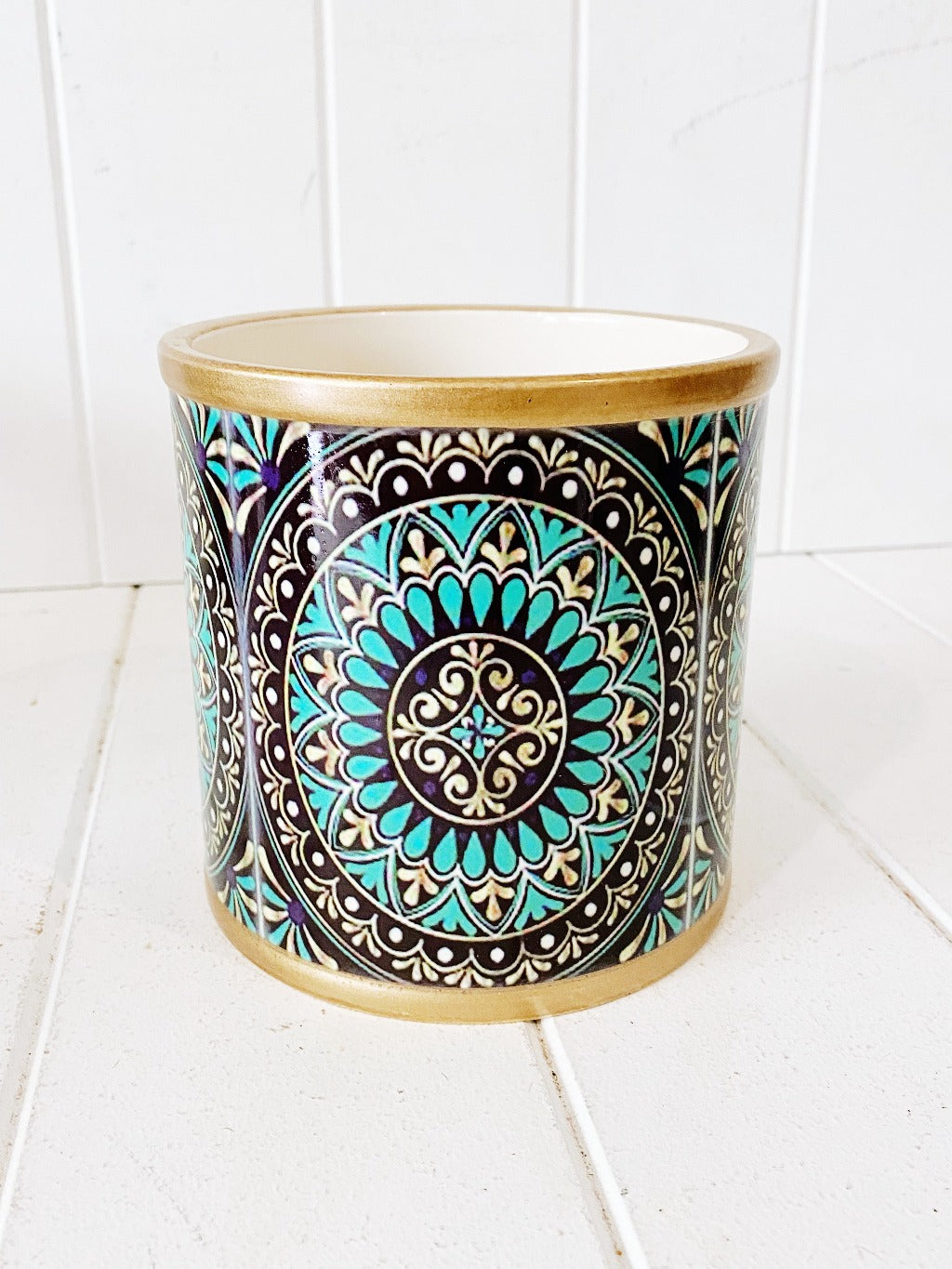 Create an exotic feel with our beautiful Persian Round Pot - Large. With gorgeous blue designs it is sure to add some exotic charm to any space. The colour will enhance your favourite plant or succulent. Perfect for indoor and outdoor use. Available in 4 designs.| Bliss Gifts &amp; Homewares | Unit 8, 259 Princes Hwy Ulladulla | South Coast NSW | Online Retail Gift &amp; Homeware Shopping | 0427795959, 44541523