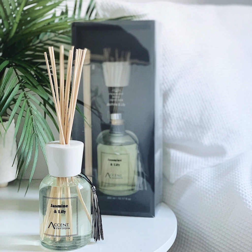 Fragrant Reed Room Diffuser 300ml - Jasmine & Lily
